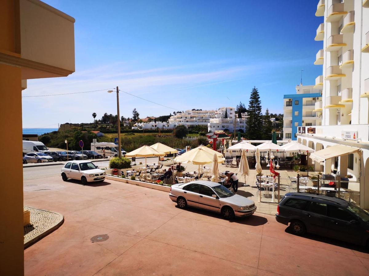 Armacao De Pera Praia Mar Sol Eksteriør bilde