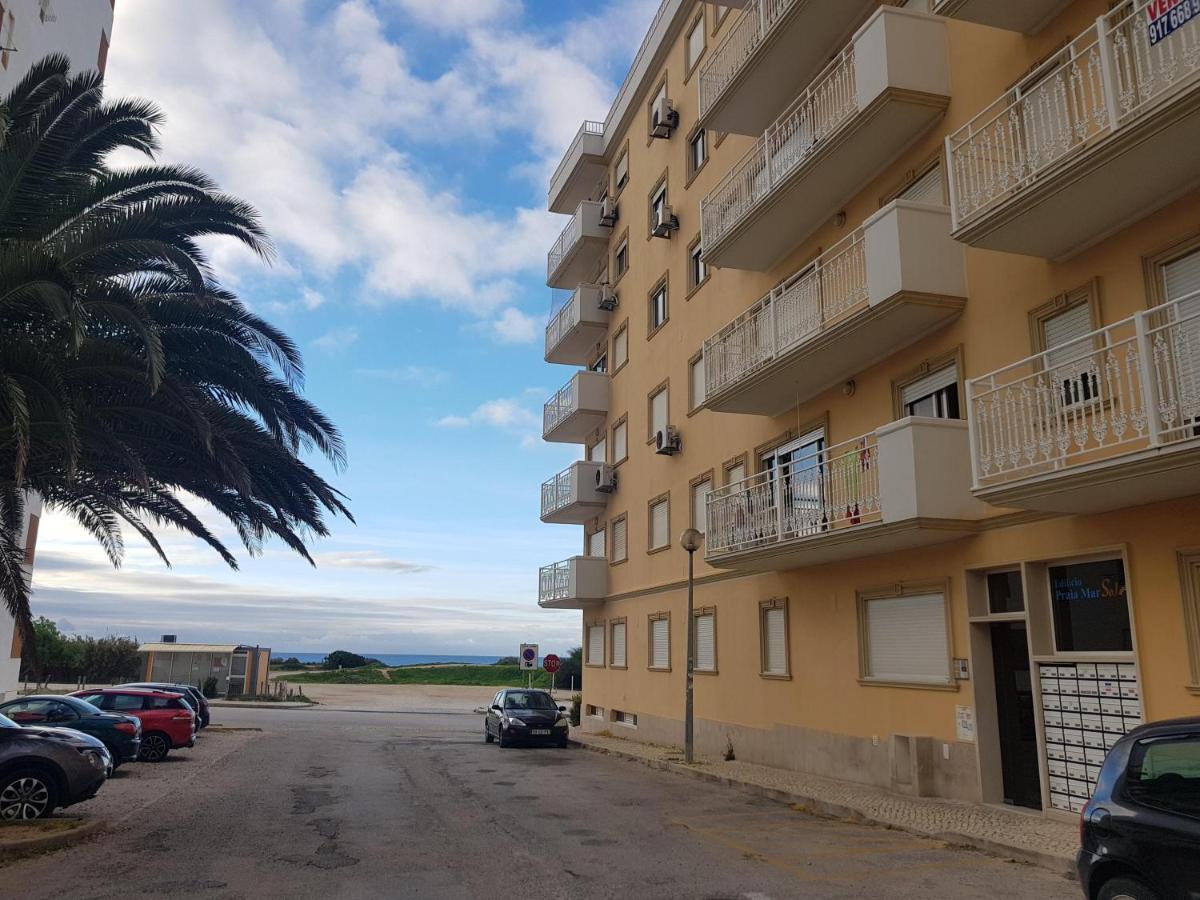 Armacao De Pera Praia Mar Sol Eksteriør bilde